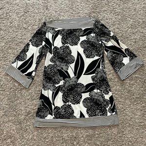 Super cute black and white short dress